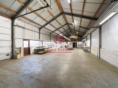 2 Offices Space Mezzanine | On The Main Road | Parking Available