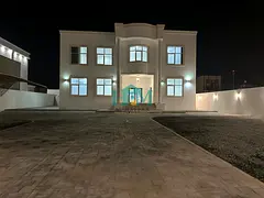 Brand New Separate Entrance Outstanding Finishing Studio
