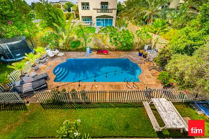 Exclusive - Vacant Now - Corner - Upgraded - Pool