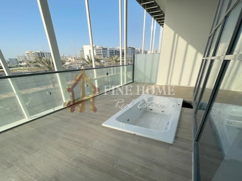 Duplex Apt | Canal View | Fully Furnished I Privat Jacuzzi