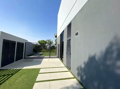 Elegant Design|spectacular View|peaceful Location