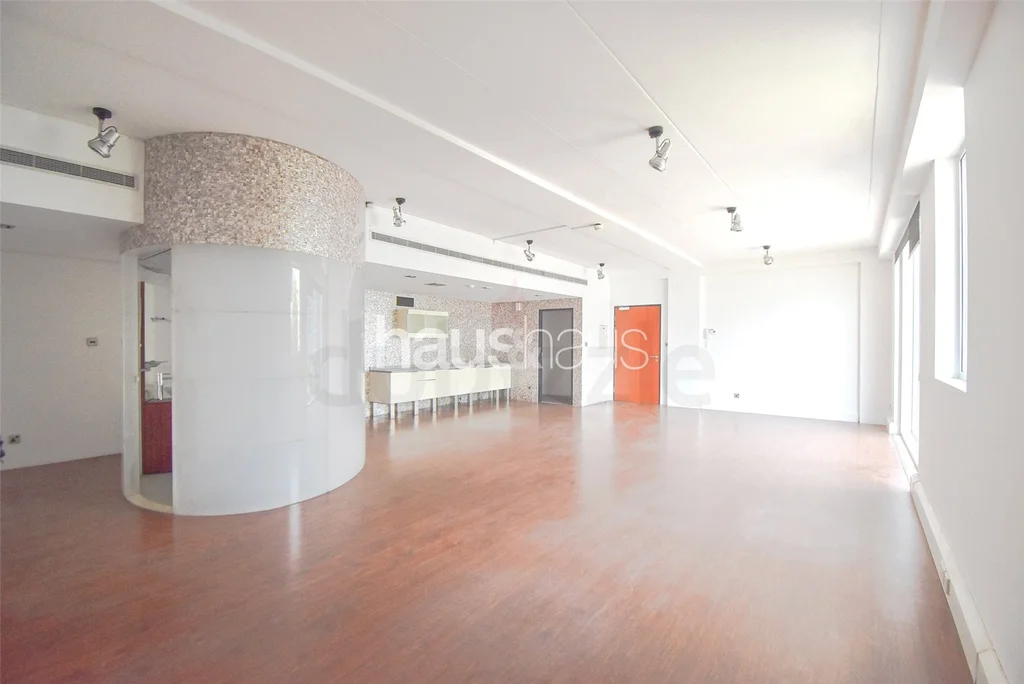 Prime Location | Dda License | Well Fitted Office