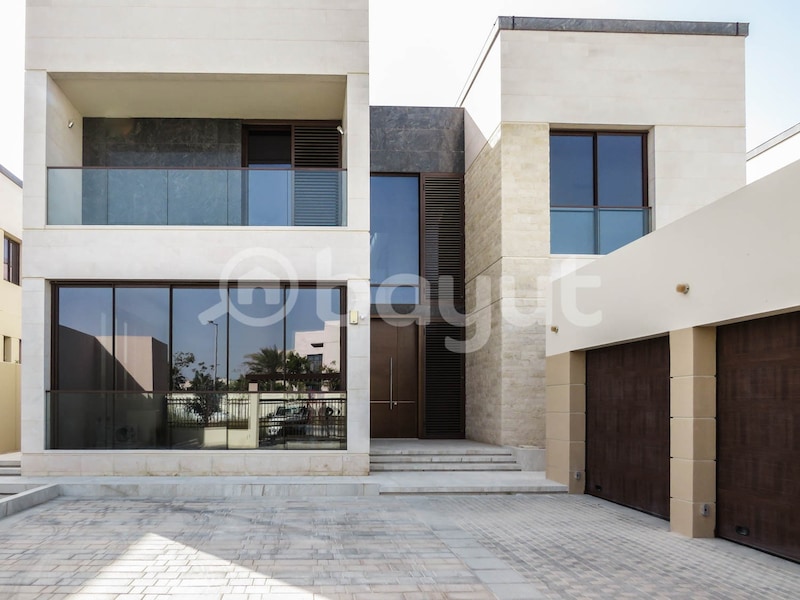 FOR Rent Stunning Hidd 7 bedroom  villa  AED 1000,000./-