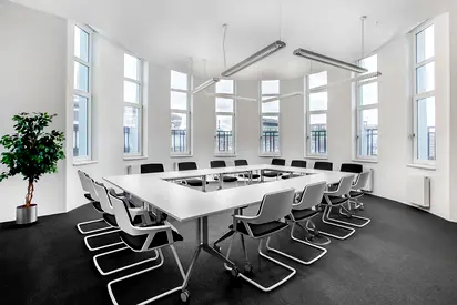 Move Into Ready-to-use Open Plan Office Space For 10 Persons In Dubai, Supreme Court Chambers
