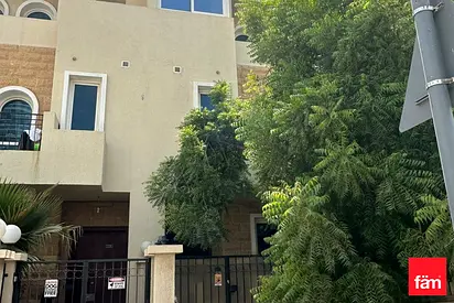 Spacious Unfurnished 4bhk Available From 15th Nov