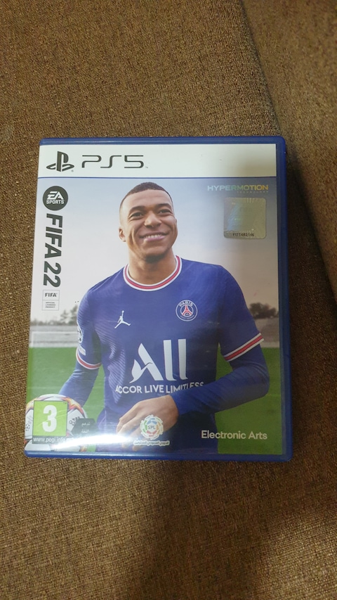 FIFA 18 ICON EDITION (PC GAME) - PC Download (No Online Multiplayer/No  REDEEM* Code) -, NO DVD NO CD