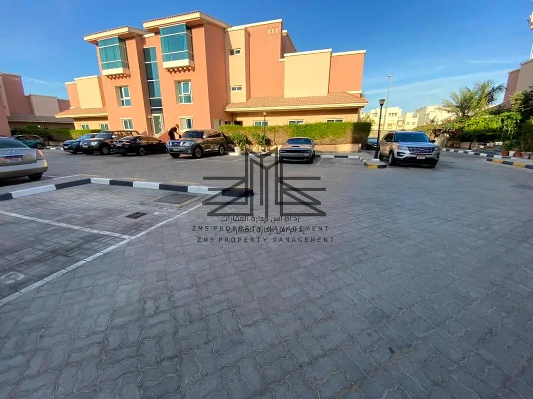 Apartment/Flat Great Layout Closed Compound Perfect Location