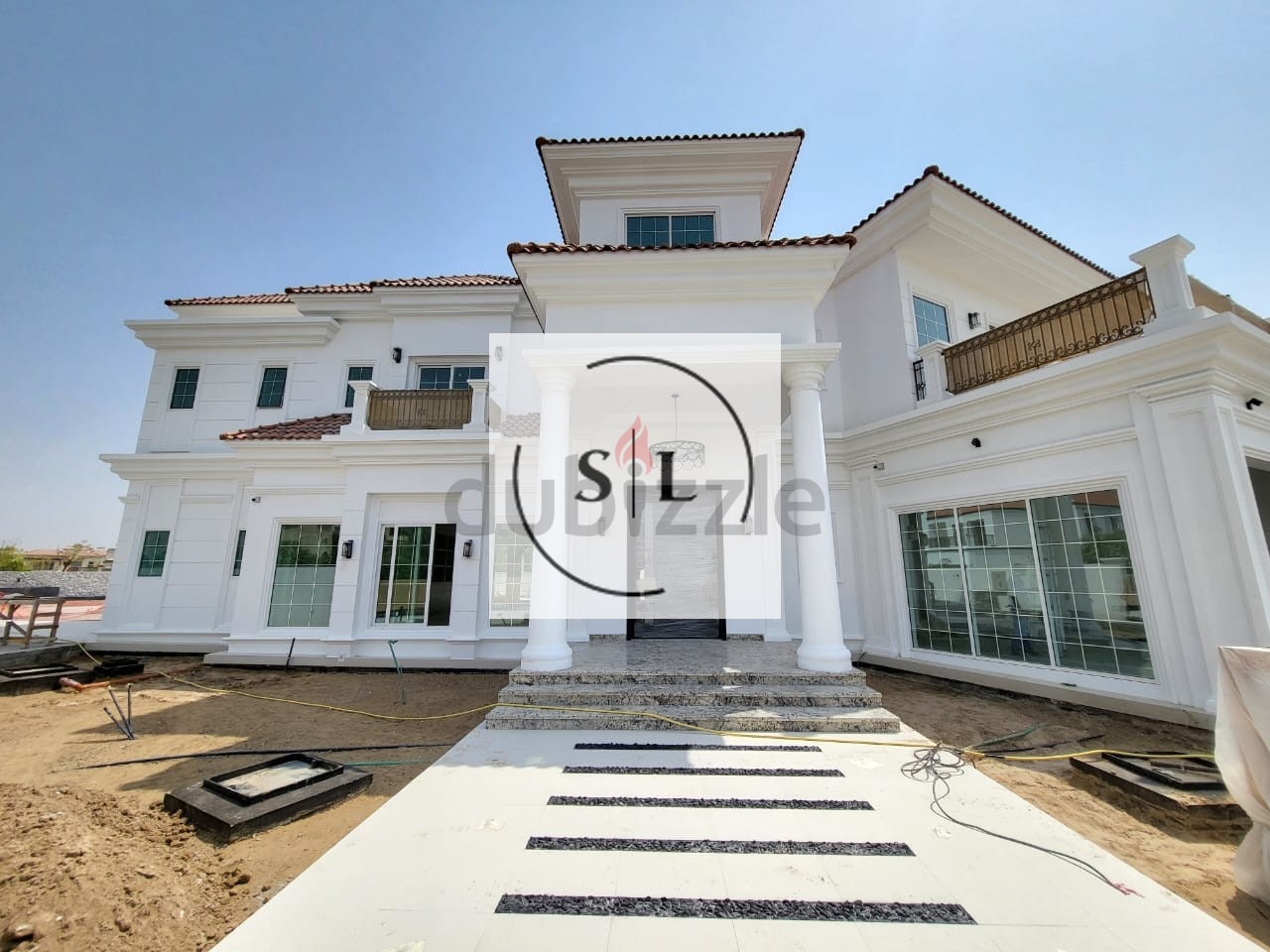 5 B/r Luxury Villa In Hacienda For Rent
