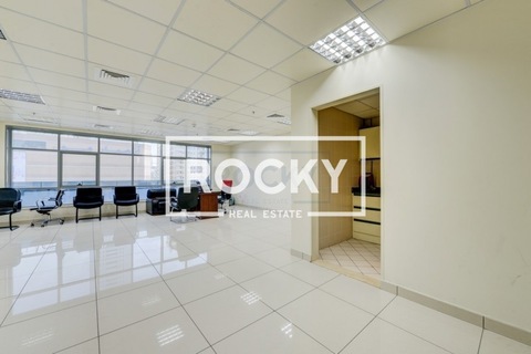 Amazing 950 Sq.ft Office With Central A/c | Sharjah