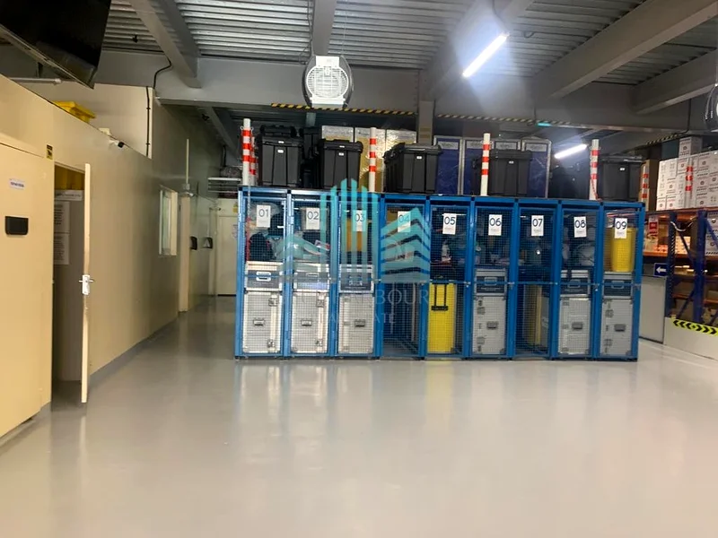 212 Kw | With Offices | Eaasy Access To Main Road