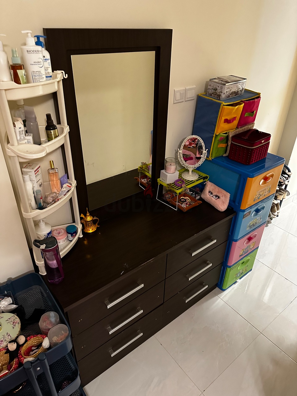 Buy second hand dressing table in Nakhu, Lalitpur at Rs. 2500/- now on  Hamrobazar.