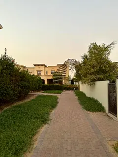 04 Bed + Maid | Spacious | Easy Access From Entrance