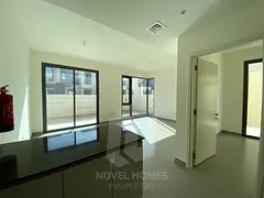 4 Br Plus Maids In Maple / Close To Pool And Park