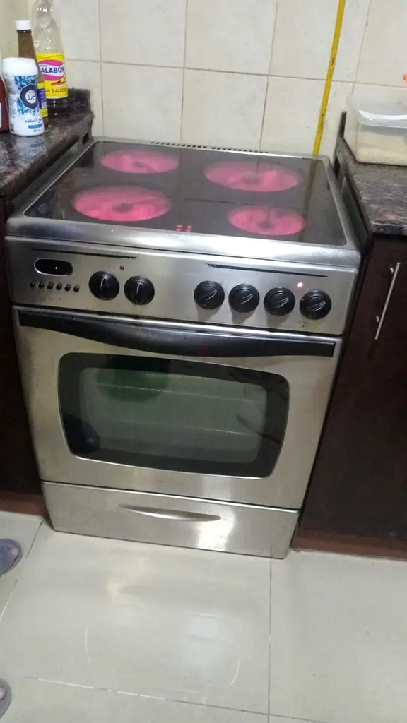 Ceramic Top Electric Cooking Range