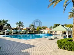 Well Maintained 4 Bhk Villa In Gated Community