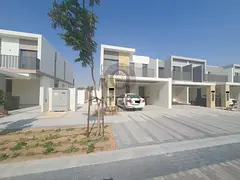 Brand New | Corner | Single Row | Ready To Move In
