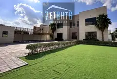 Luxury Villa: 7 B/r Excellent Independent Villa + Maids Room + Driver Room + S/pool + Garden For R