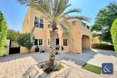 Exclusive | 5 Beds | Vacant | Mazaya A1