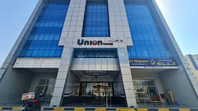 545 Sq. Ft. Closed Kitchen I High Floor I Lease Hold