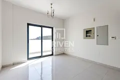 Spacious Bright Apt | Ready To Move In