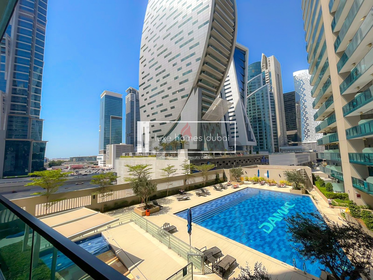 City And Pool View | 1-br | Fully-furnished