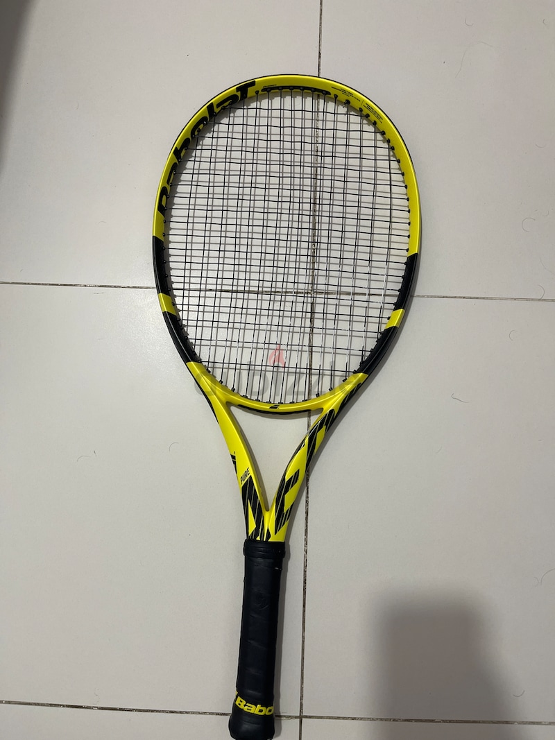 Babolat pure aero jr racqet dubizzle