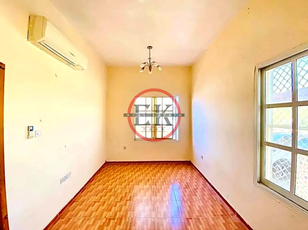 Apartment/Flat Neat Clean Shaded Parking Kids Plying Area Al Ain