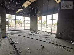 Specious Shop On Prime Location |shell Core