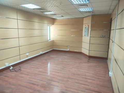 Modern And Spacious Office Space - Chiller-free And Conveniently Located In Abu Dhabi!
