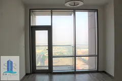 Lowest Price | Vacant | Canal View | Bright Unit