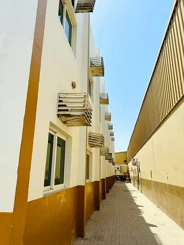 28 Rooms Labour Camp-sharjah Industrial Area 10 For Rent (mohre And Civil Defence Approved)