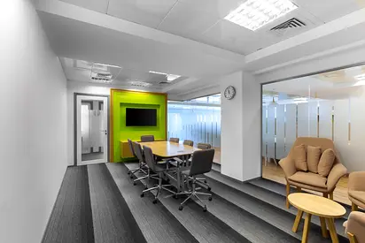 Move Into Ready-to-use Open Plan Office Space For 10 Persons In Abu Dhabi, B1 Mussafah