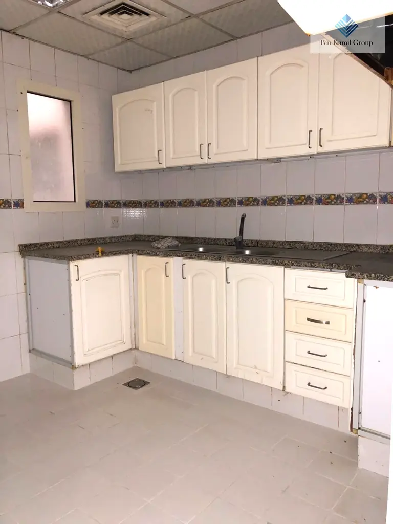 Apartment/Flat 2BHK, FREE AC, 35K RENT, 1 MONTH FREE, NO COMMISSION IN