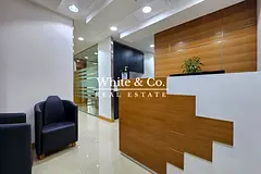 7 Parkings | High-end Fitout | Furnished