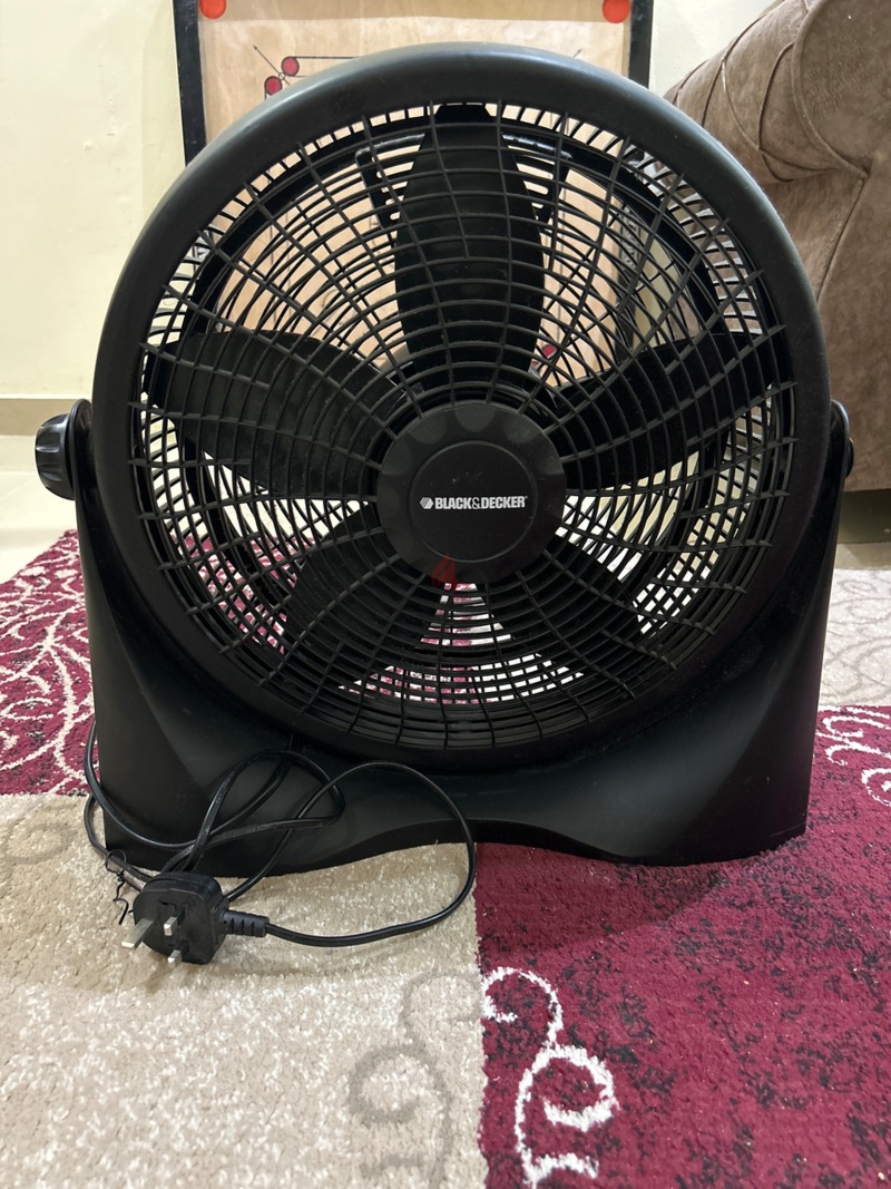 16 Box Fan  BLACK+DECKER