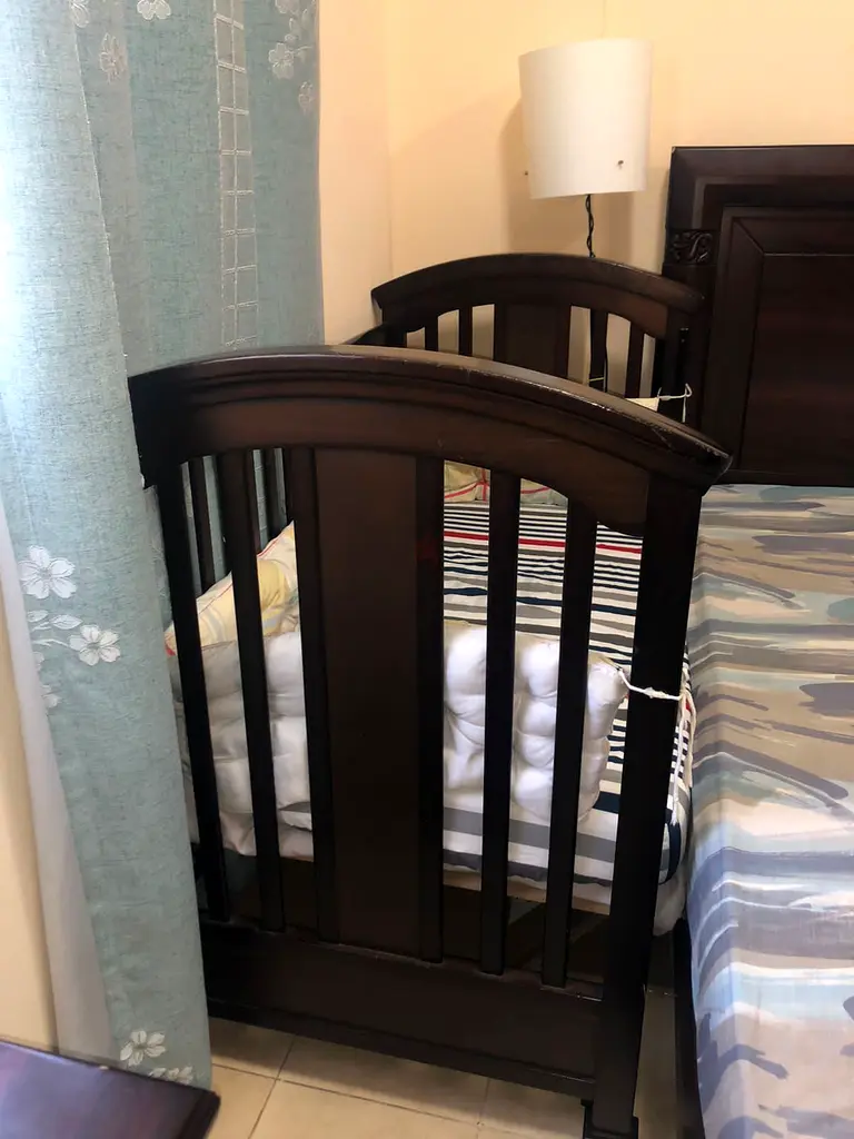 Baby crib cot bed