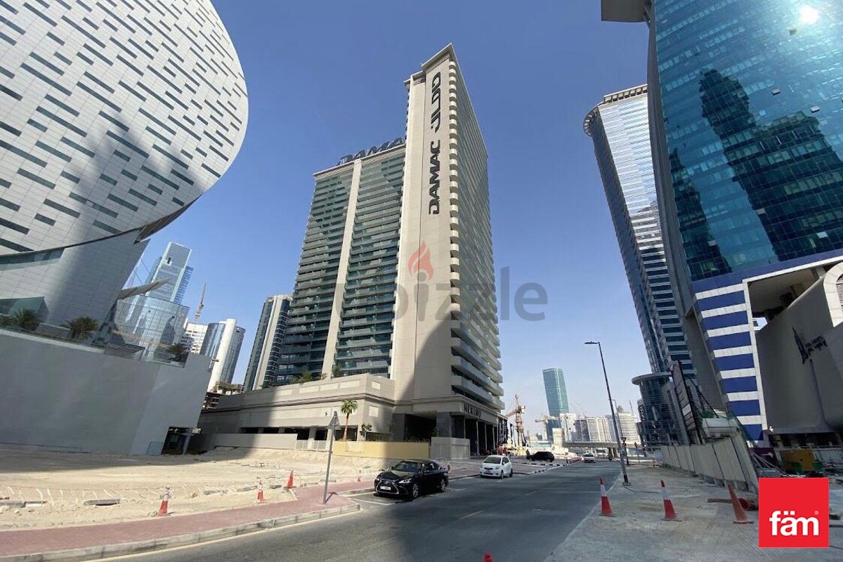 Modern Apt Near Dubai Mall Metro