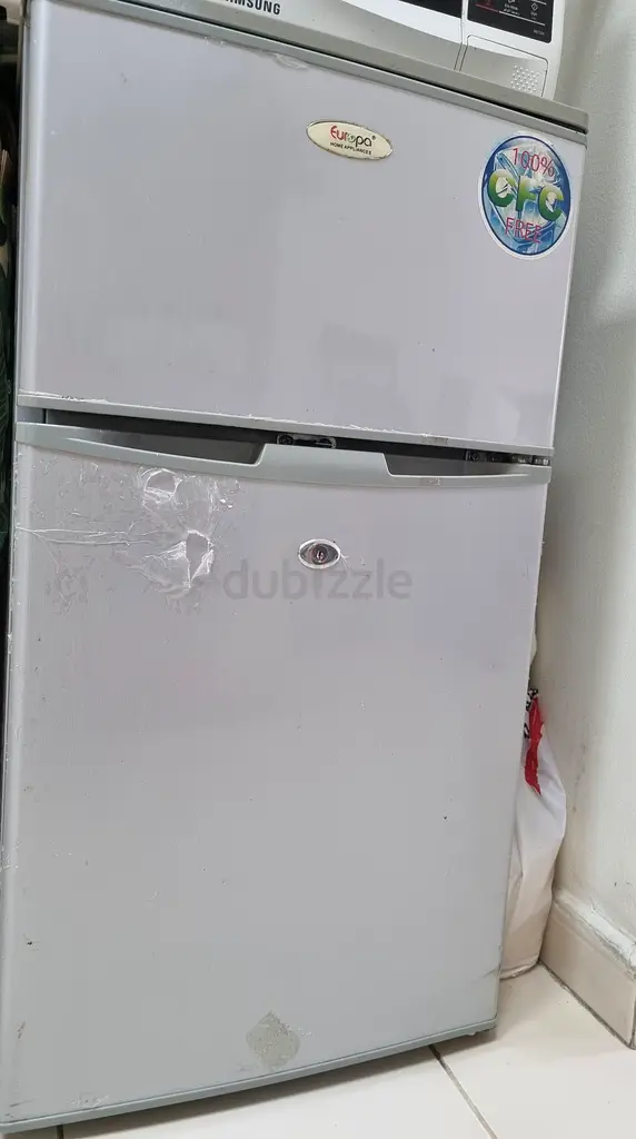 2 Door Mini Refrigerator / Fridge