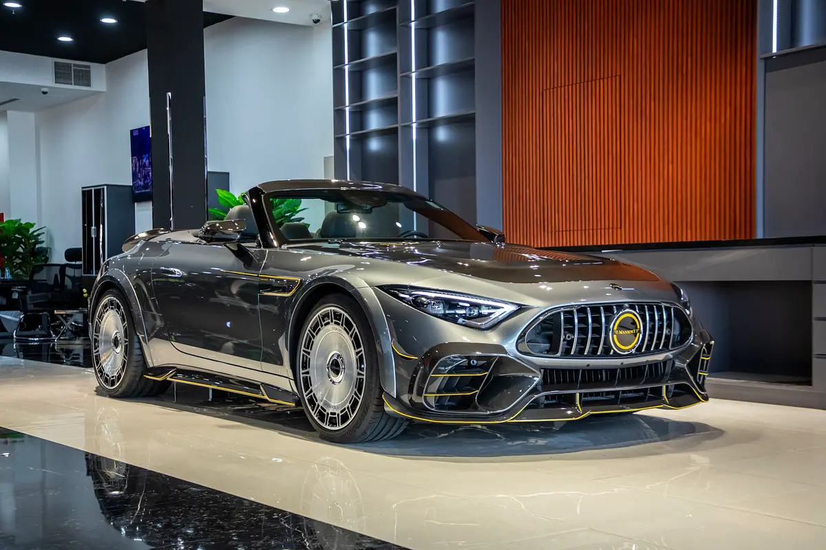 Mercedes-Benz SL-Class 2022 — photo 1 of 16