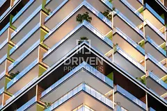 Prime Building For Retail | More Options