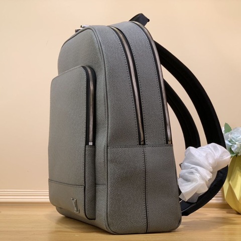 Buy & sell any Backpacks online - 128 used Backpacks for sale in Dubai, price list