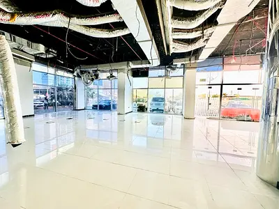 Good Spacious For Busniesses (showroom With Kitchen And Washroom)