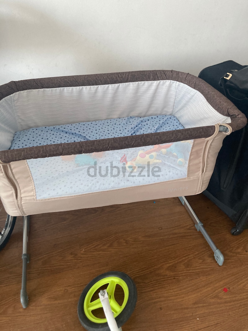 Baby store cot dubizzle