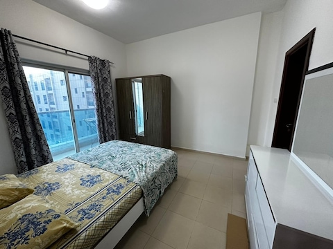 1 Bedroom With Good Furniture Available In City Tower (monthly Basis)