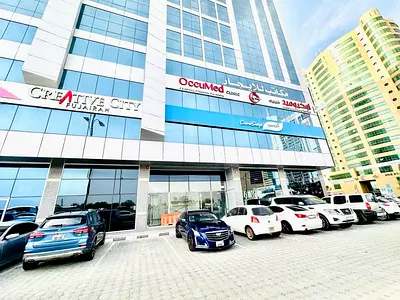 3 Spacious Showroom For Businesses