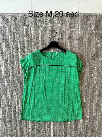 Green top size M