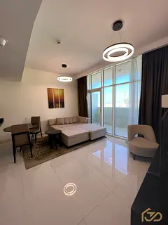 Hot Offer | Marina Veiw | Luxurious Living | Well Kept | High Rise | Fully Furnished