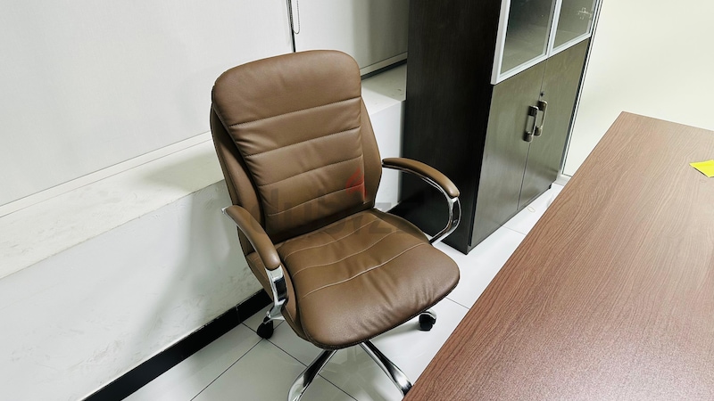 Leather office deals chairs for sale