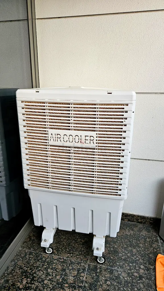 Air cooler ice or water