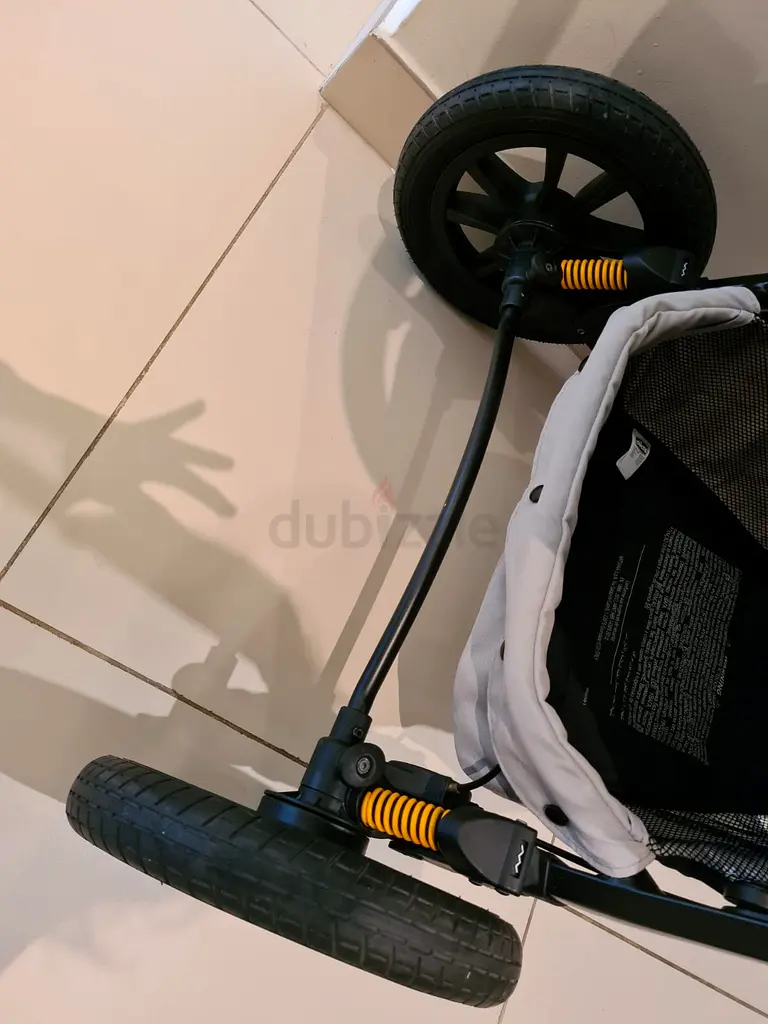 Chicco Activ3 Jogging Stroller Travel System